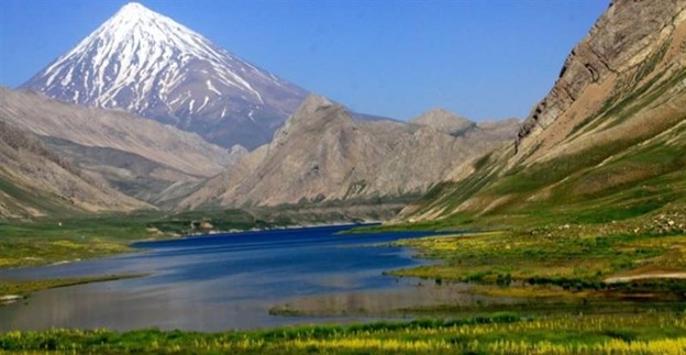 گشت‌وگذار در اطراف تهران